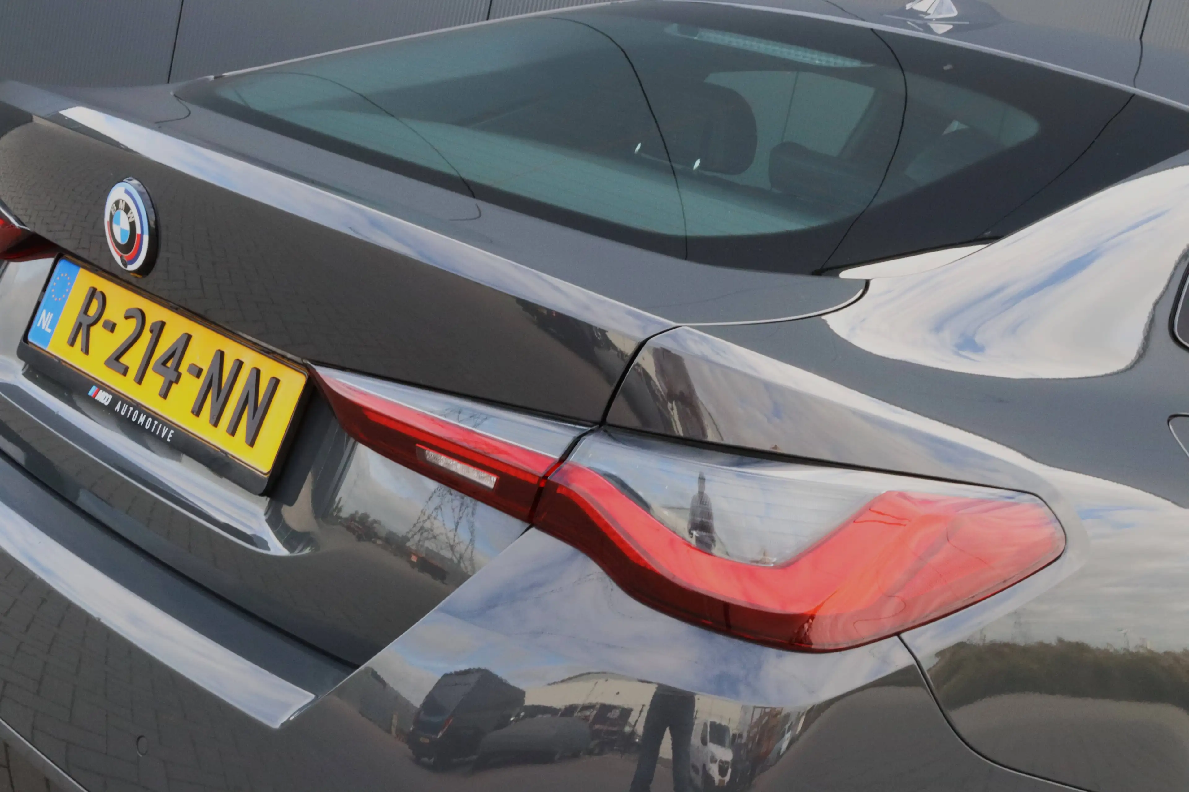 BMW i4 eDrive40 M Sport I Dravit grau I Leder I SOH 94,4% I Head Up I Leder I 1e eigenaar — photo 9