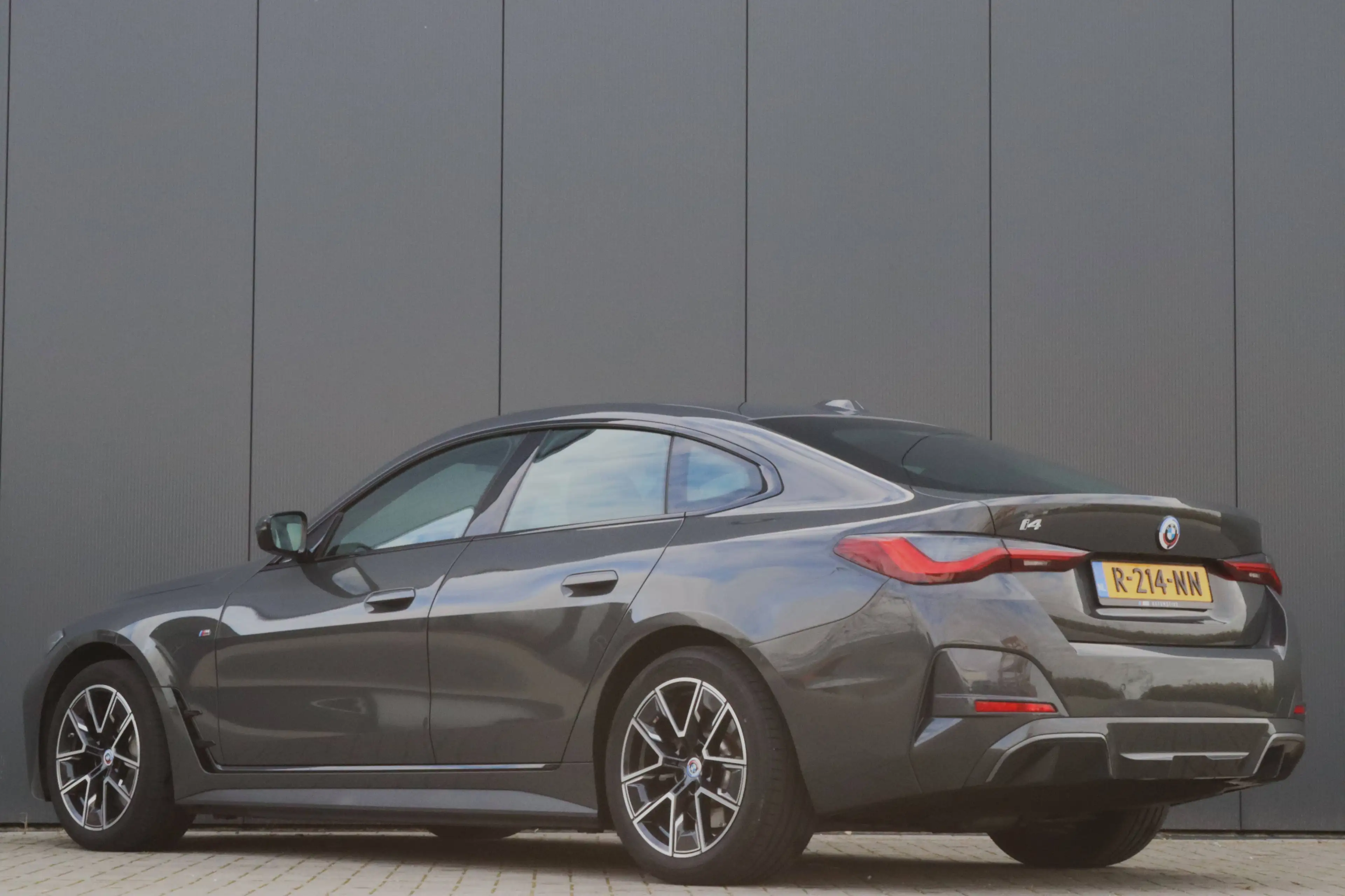 BMW i4 eDrive40 M Sport I Dravit grau I Leder I SOH 94,4% I Head Up I Leder I 1e eigenaar — photo 7