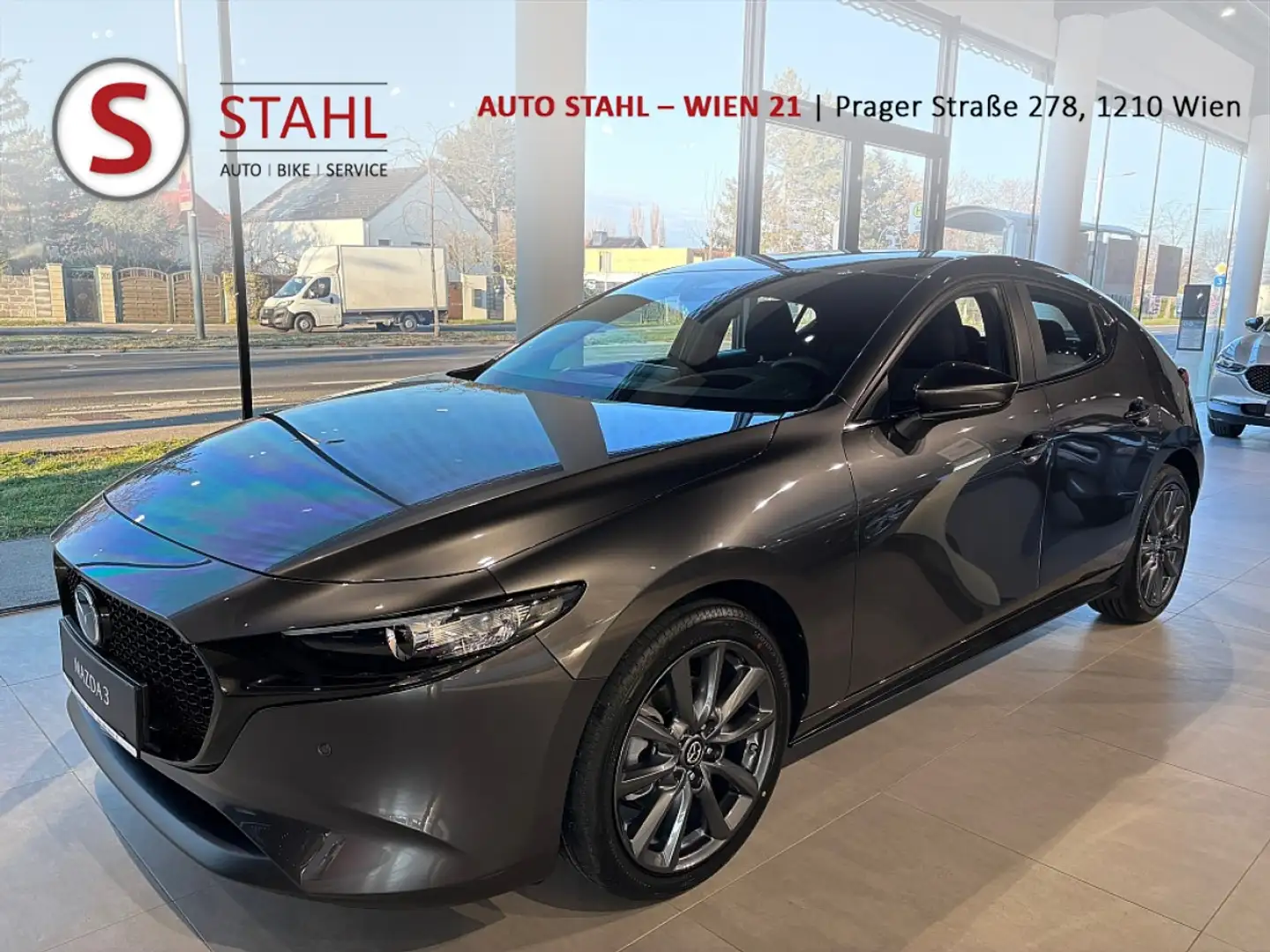 Mazda 3 Mazda3 e-Skyactiv-G140 Centre-Line Aut. AUTO ST... Grau - 1