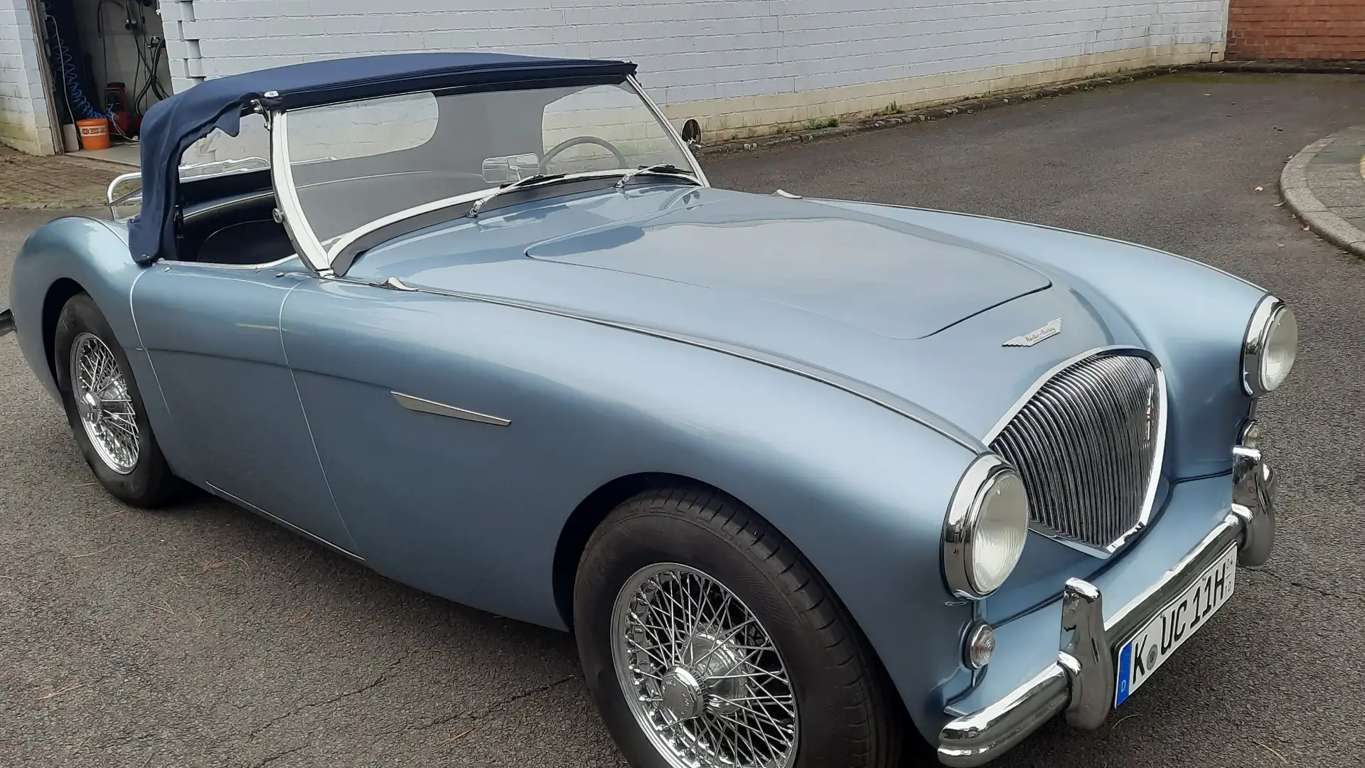 Austin-Healey 100 Blau - 2
