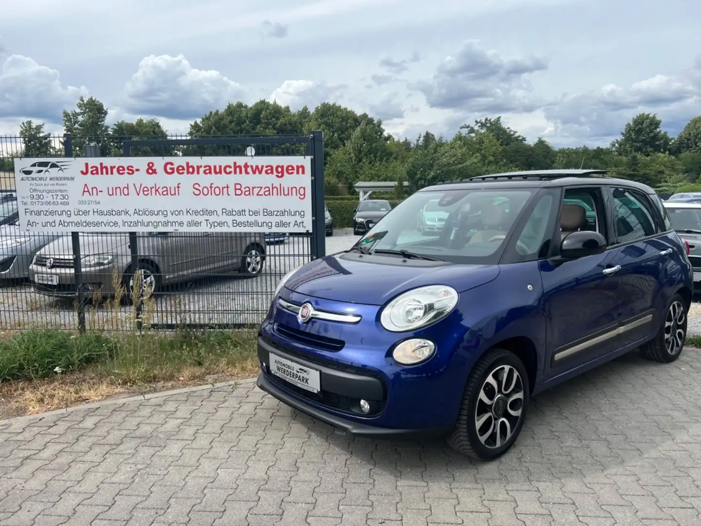 Fiat 500L Lounge Schwarz - 1
