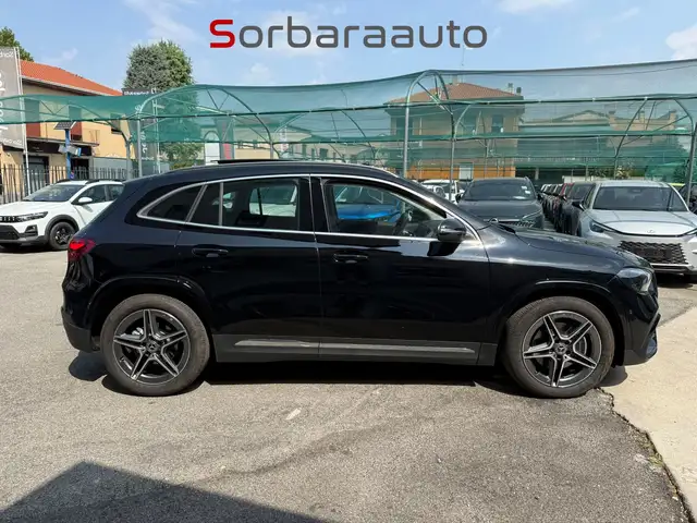 Mercedes-Benz Gla view 6