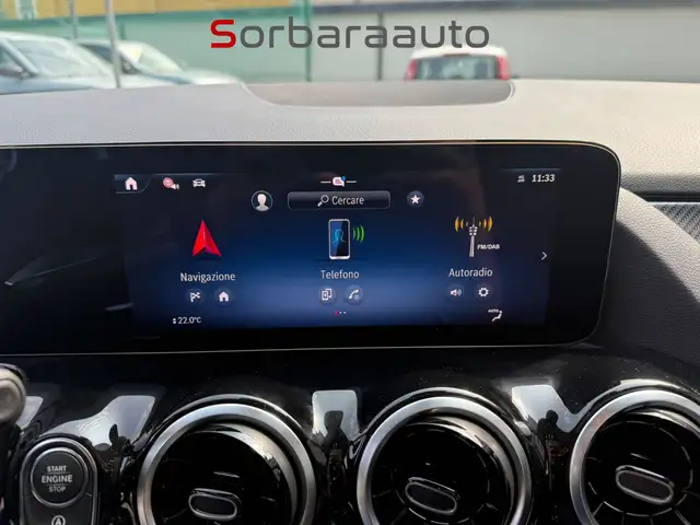 Mercedes-Benz Gla view 18