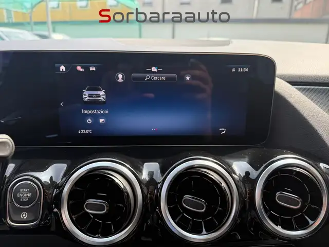 Mercedes-Benz Gla view 20