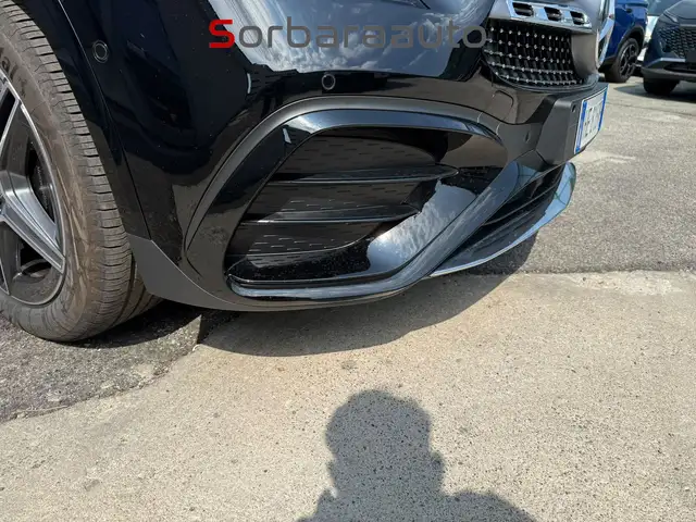 Mercedes-Benz Gla view 9