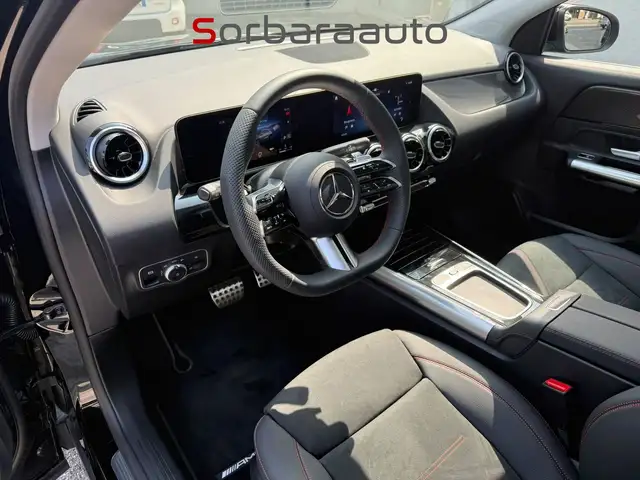 Mercedes-Benz Gla view 13