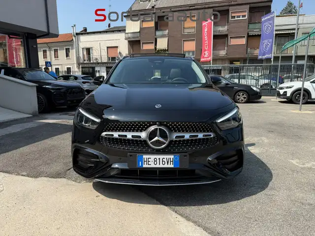 Mercedes-Benz Gla view 8