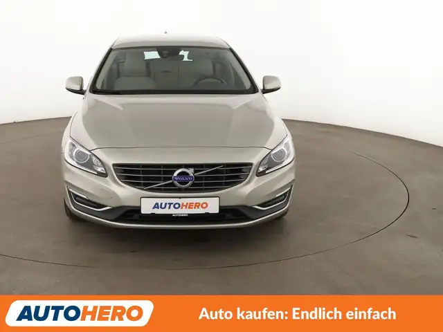 Volvo V60 view 9
