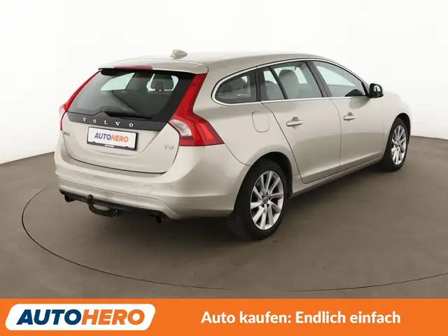 Volvo V60 view 6