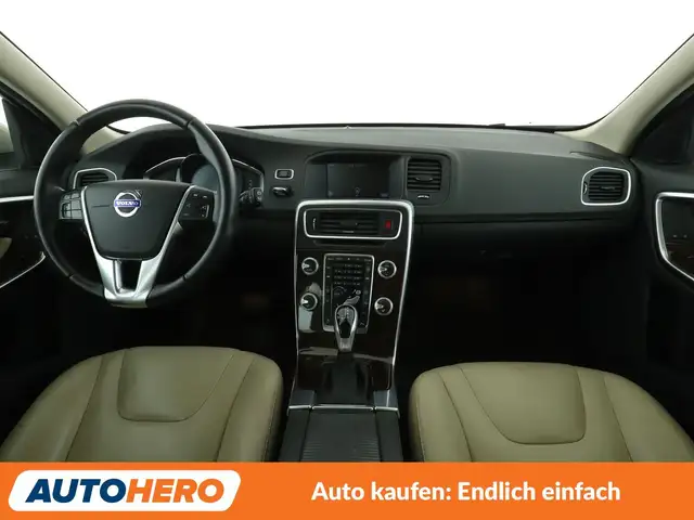 Volvo V60 view 12