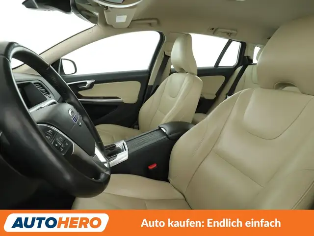 Volvo V60 view 10