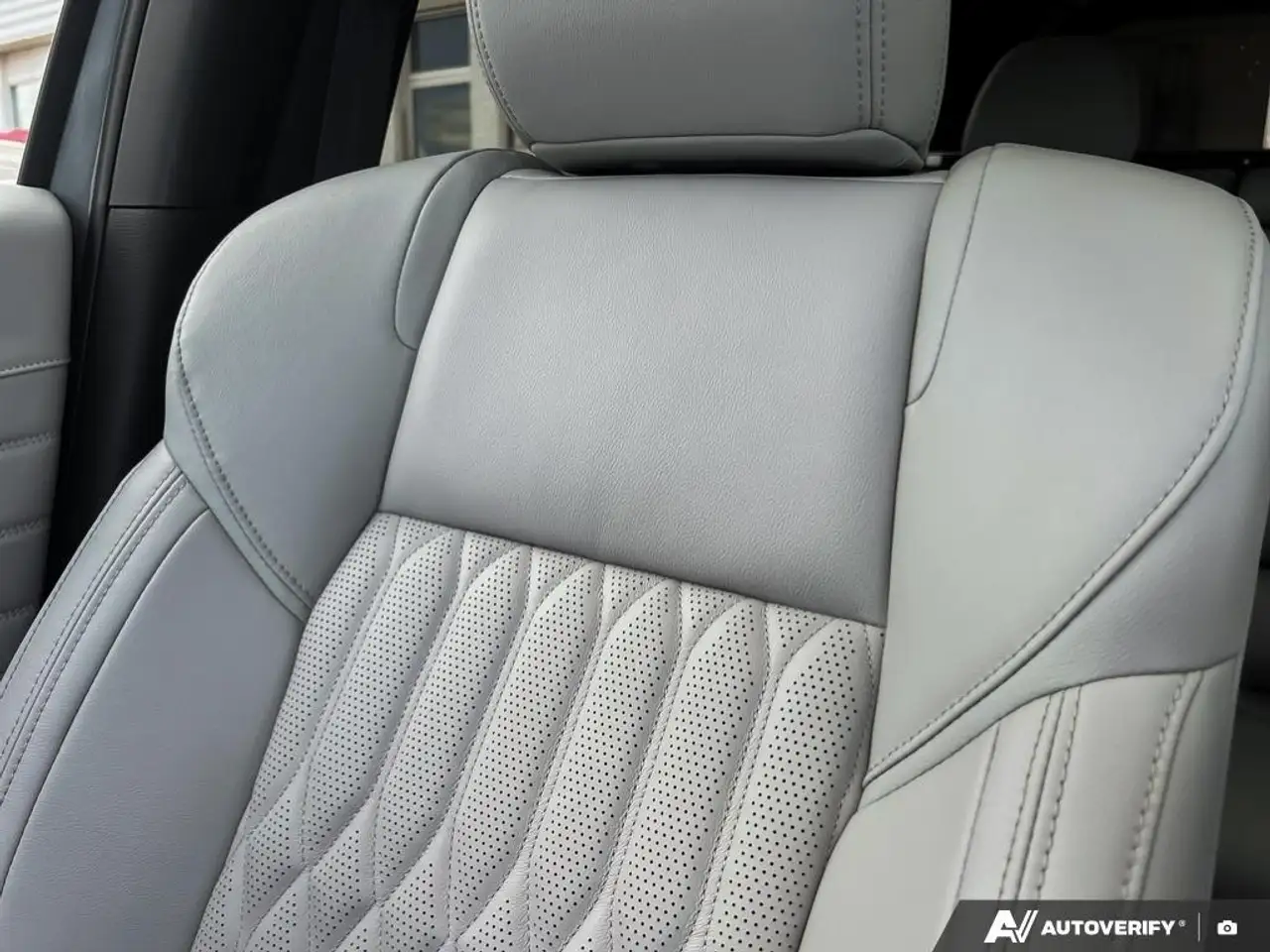 Mitsubishi Outlander снимка Mitsubishi Outlander