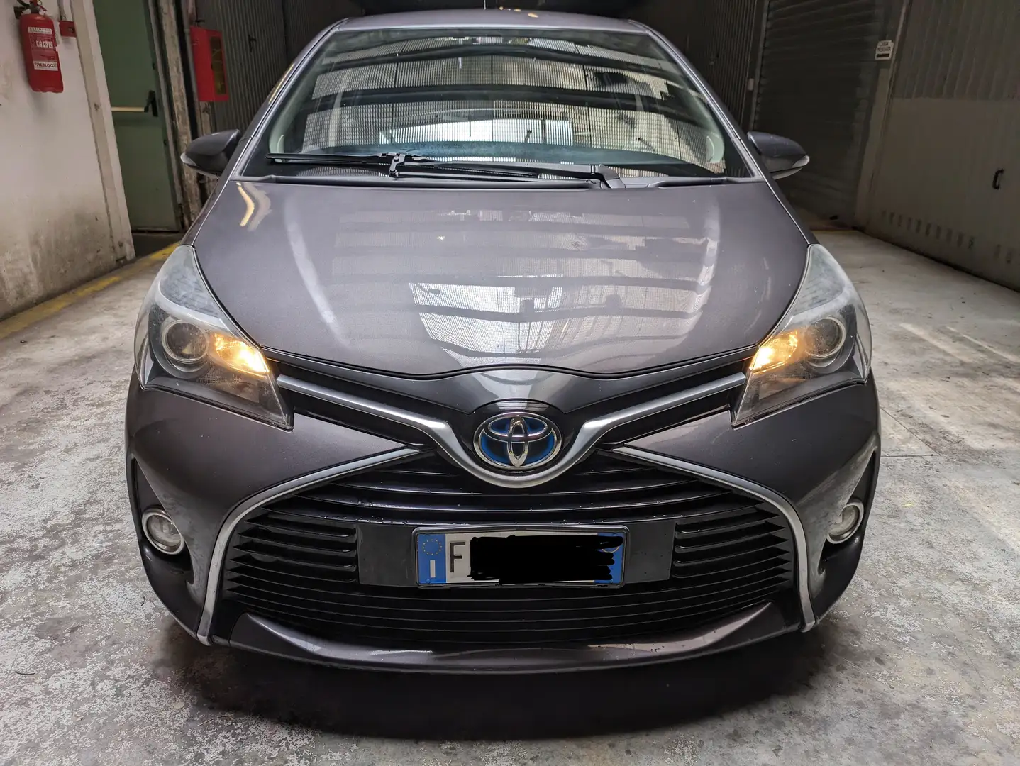 Toyota Yaris Hibryd 5p 1.5h Active - 1