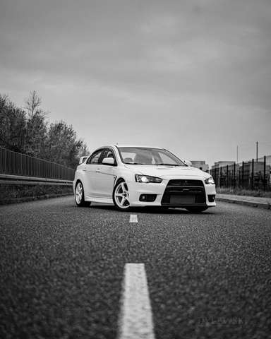 Imagine Mitsubishi Lancer Evo Evolution