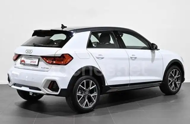 Audi A1 view 4