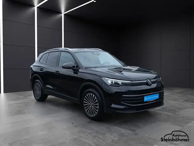 Volkswagen Tiguan view 9