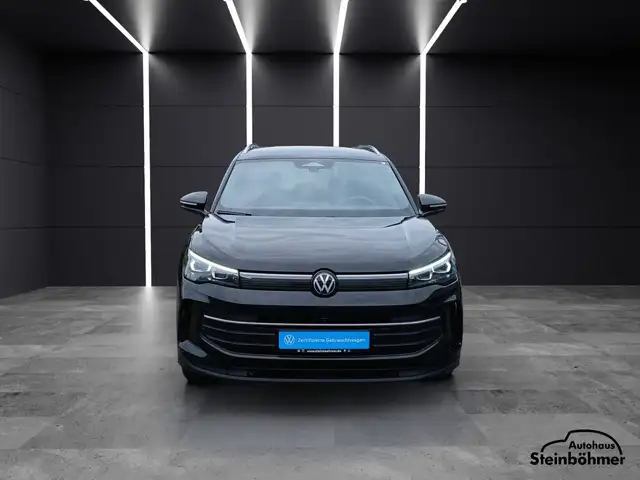 Volkswagen Tiguan view 10