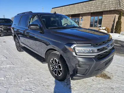 Gray 2024 Ford Expedition XLT 4WD SUV / Crossover Four-Wheel Drive Automatic