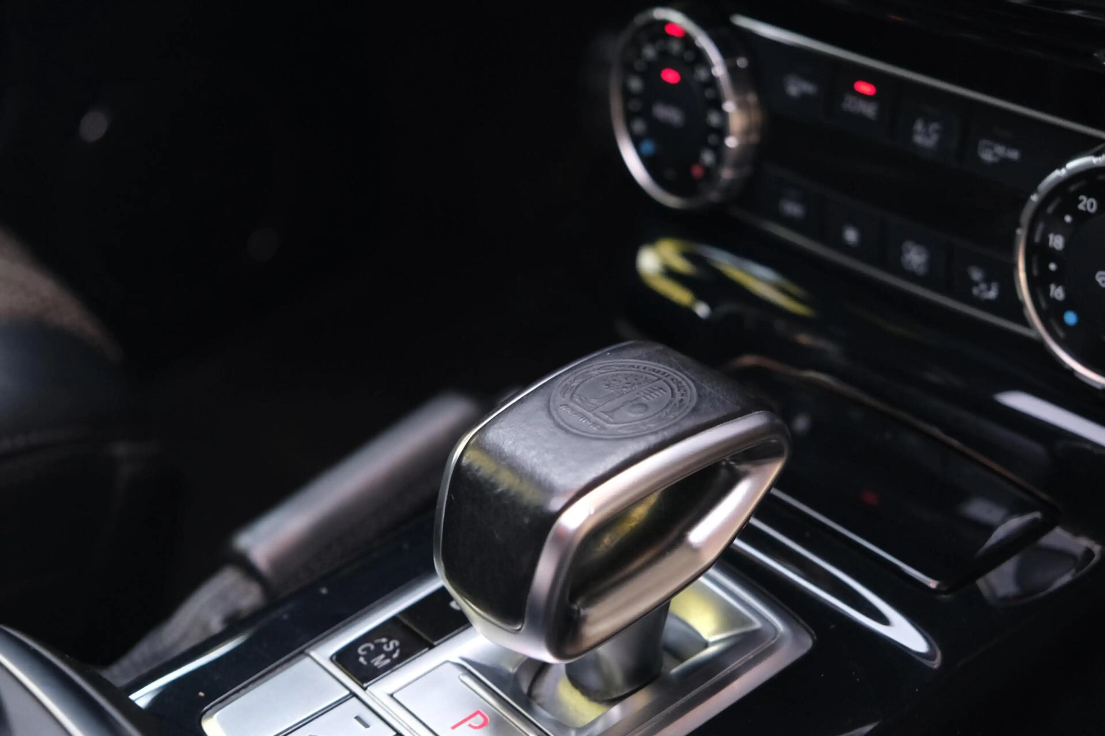 Mercedes-Benz G 63 AMG 63|ACC|Trekhaak|Stoelventilatie|Schuifdak|HarmanKa — photo 48