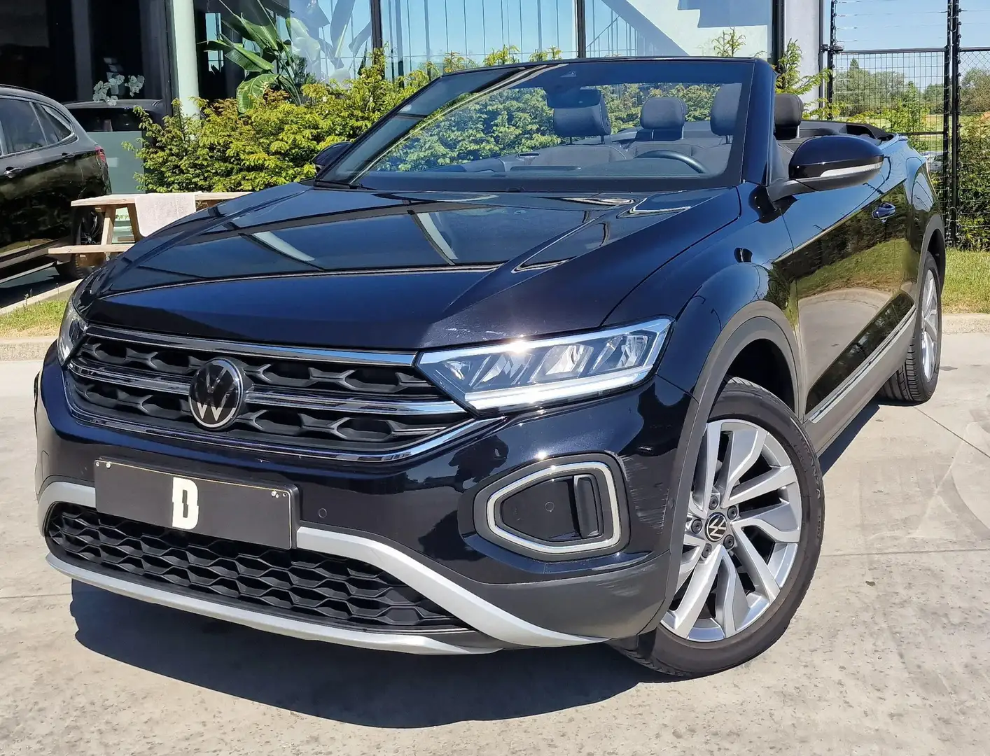 Volkswagen T-Roc Cabriolet 1.0 TSI/Camera/Carplay/Heated Seats Nero - 1