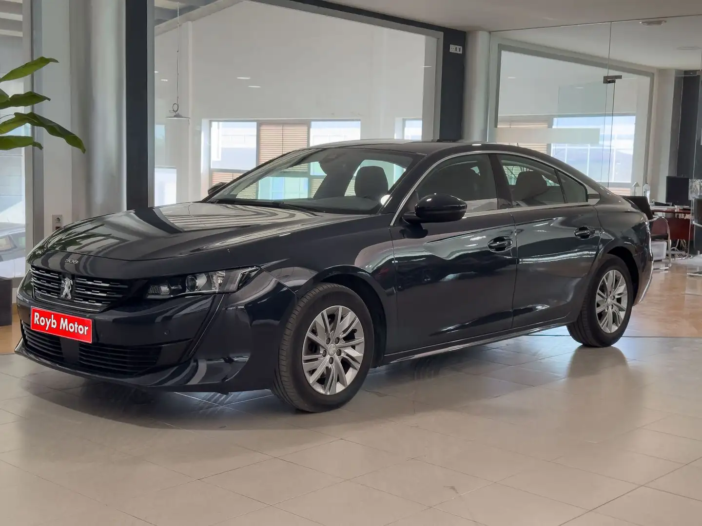 Peugeot 508 1.5BlueHDi S&S Allure 130 Schwarz - 1