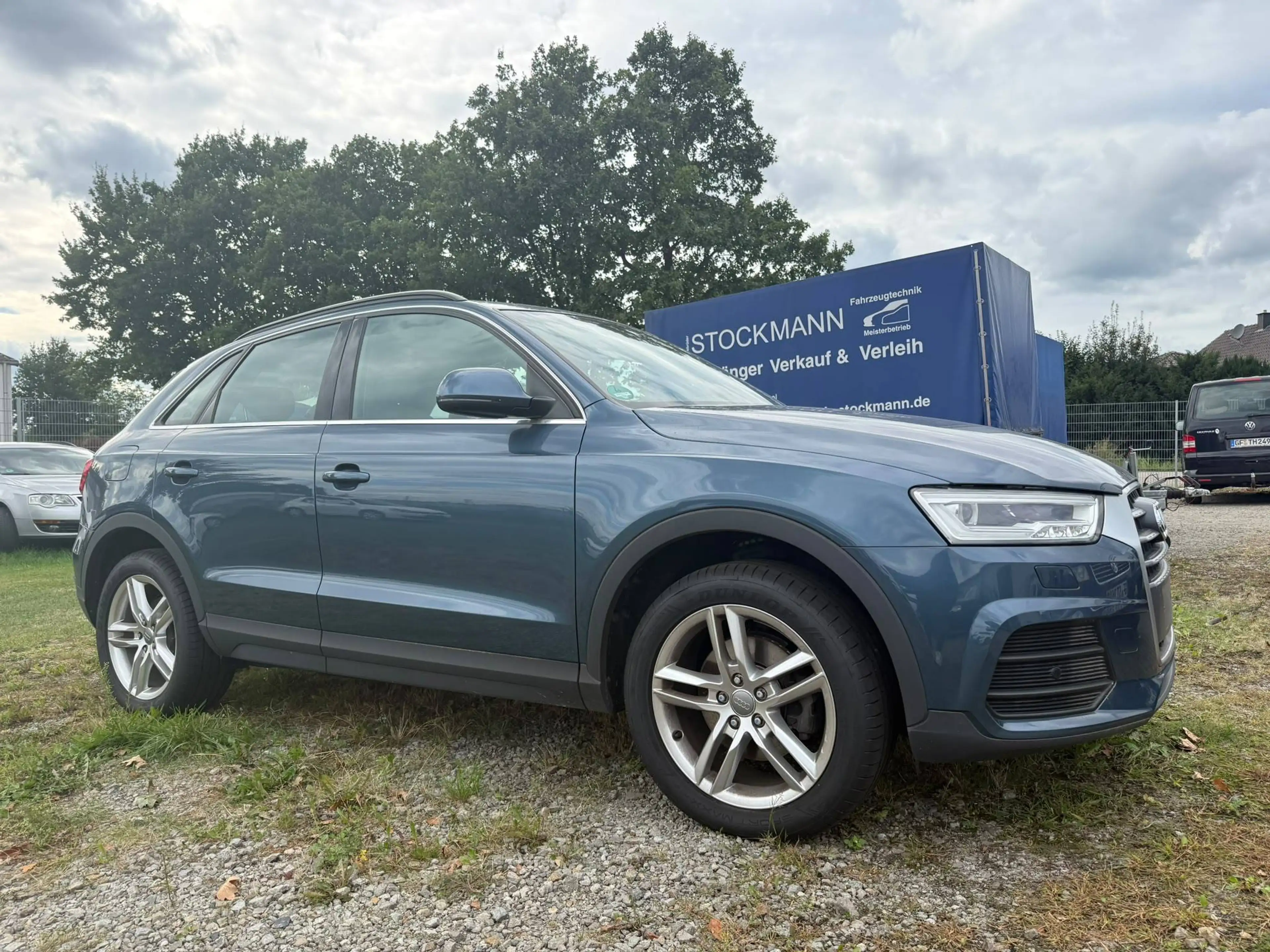 Audi Q3 basis — photo 7