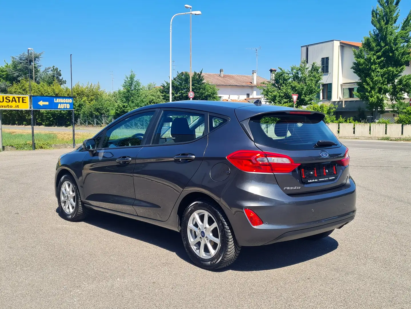 Ford Fiesta 1.5 ecoblue 86 CV Cool&Connect Gris - 2