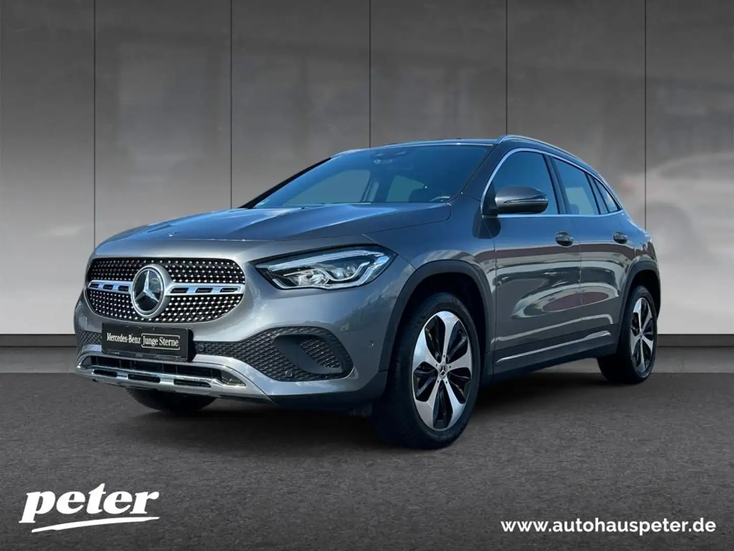 Mercedes-Benz GLA 180 Progressive, AHV, Totwinkel Gris - 1