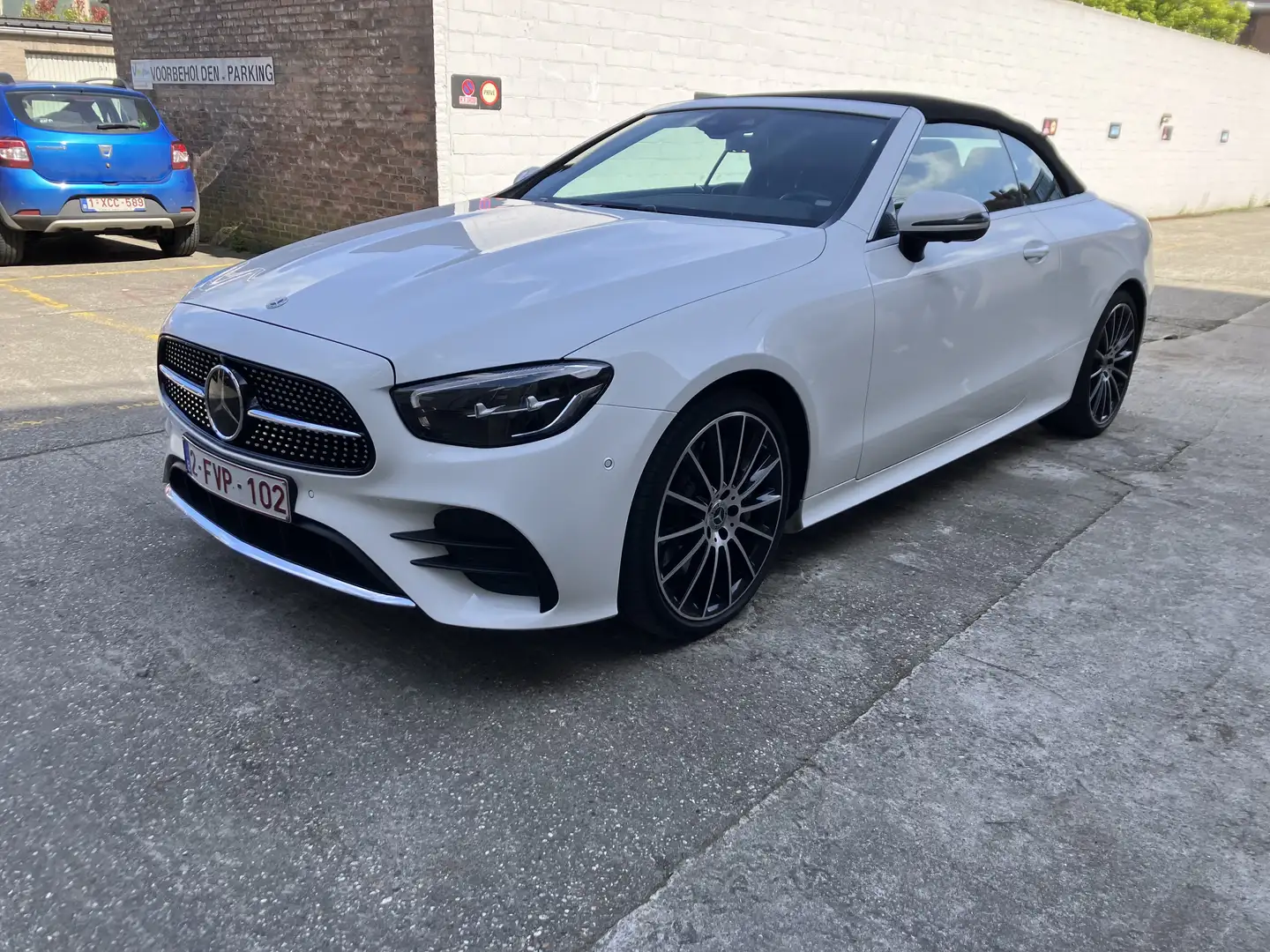 Mercedes-Benz E 450 4Matic Cabrio 9G-TRONIC AMG Line - 1