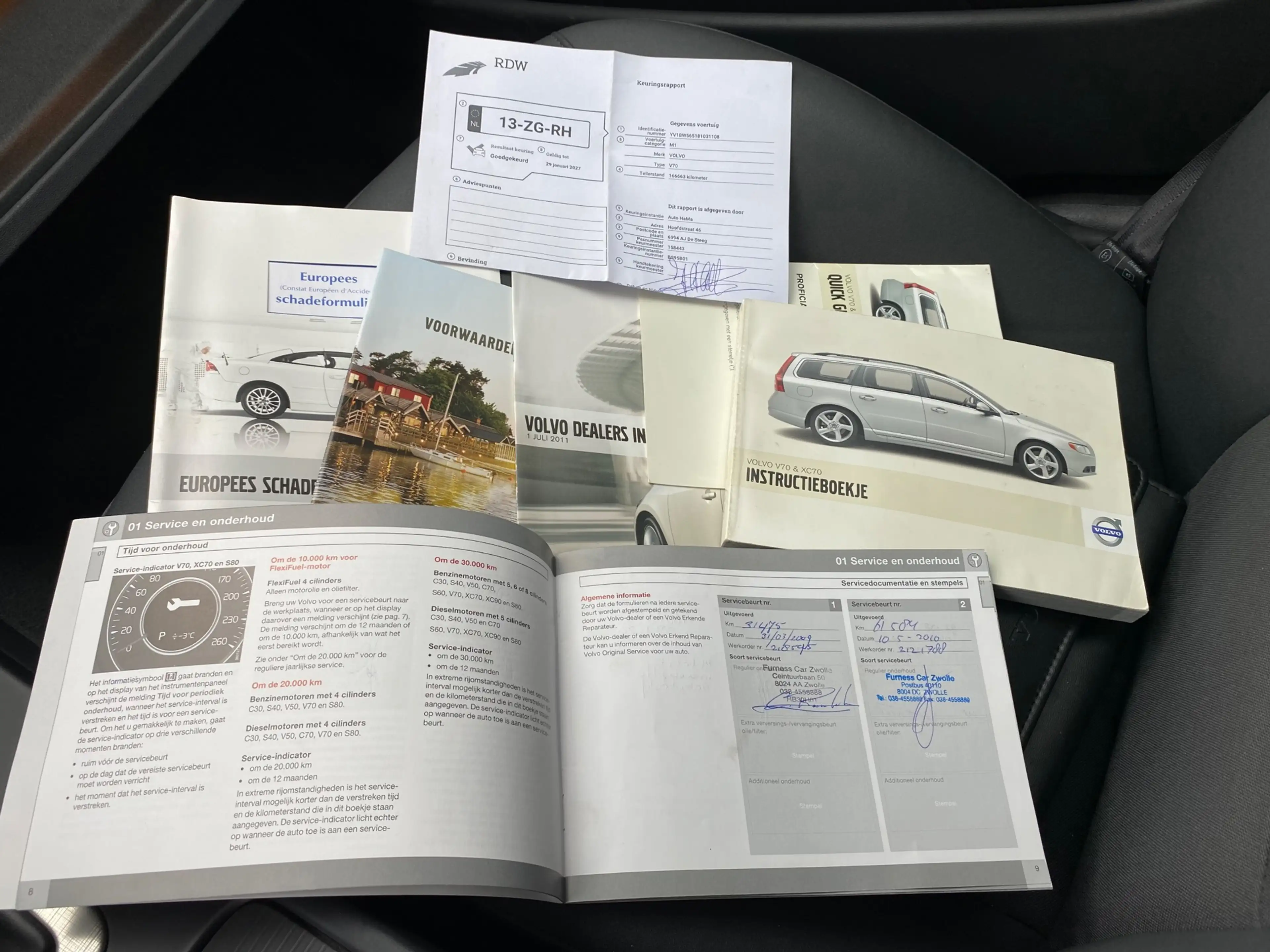 Volvo V70 2.5T Kinetic 200PK — photo 17