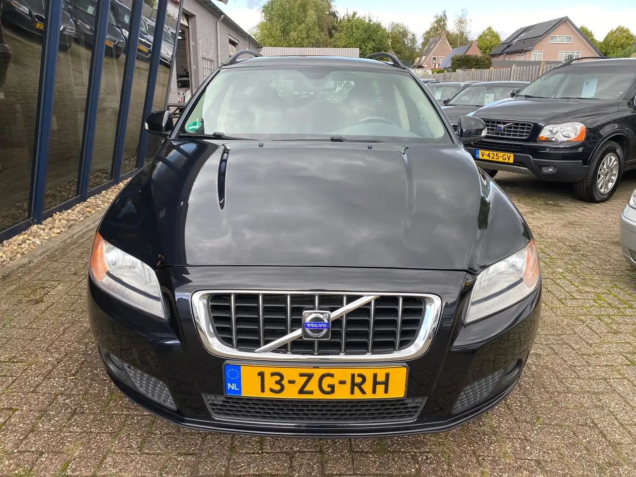 VOLVO V70 2.5T 200ch - VOLANT EN CUIR