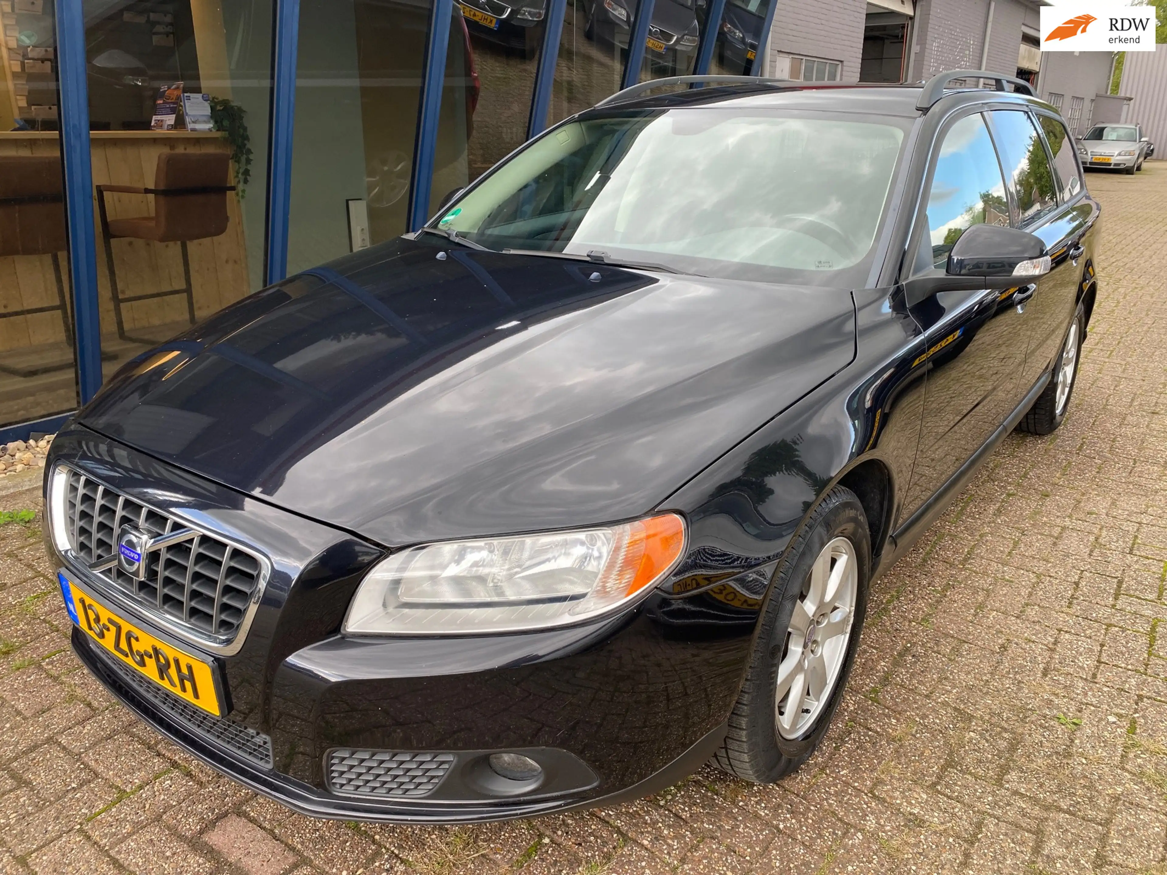 Volvo V70 2.5T Kinetic 200PK