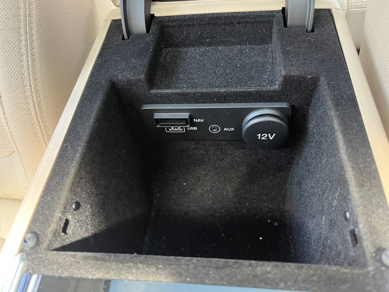 Jaguar XF 2.0d Prestige Airco Cruise controle Stuurwielbedie — photo 39