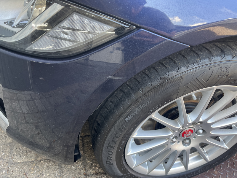 Jaguar XF 2.0d Prestige Airco Cruise controle Stuurwielbedie — photo 44