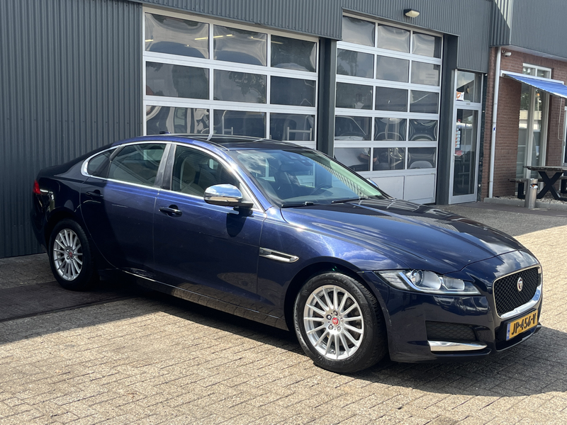 Jaguar XF 2.0d Prestige Airco Cruise controle Stuurwielbedie