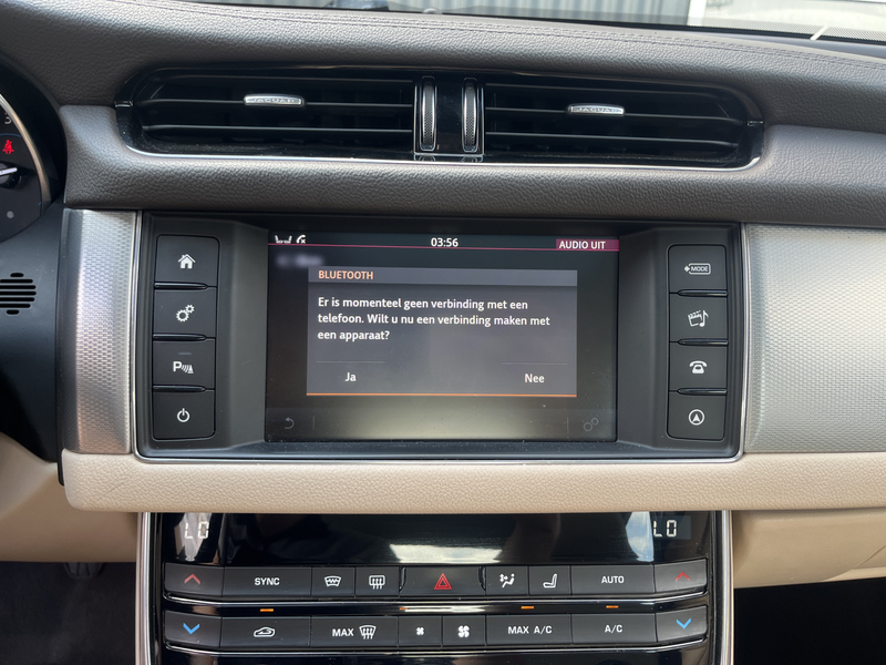 Jaguar XF 2.0d Prestige Airco Cruise controle Stuurwielbedie — photo 34