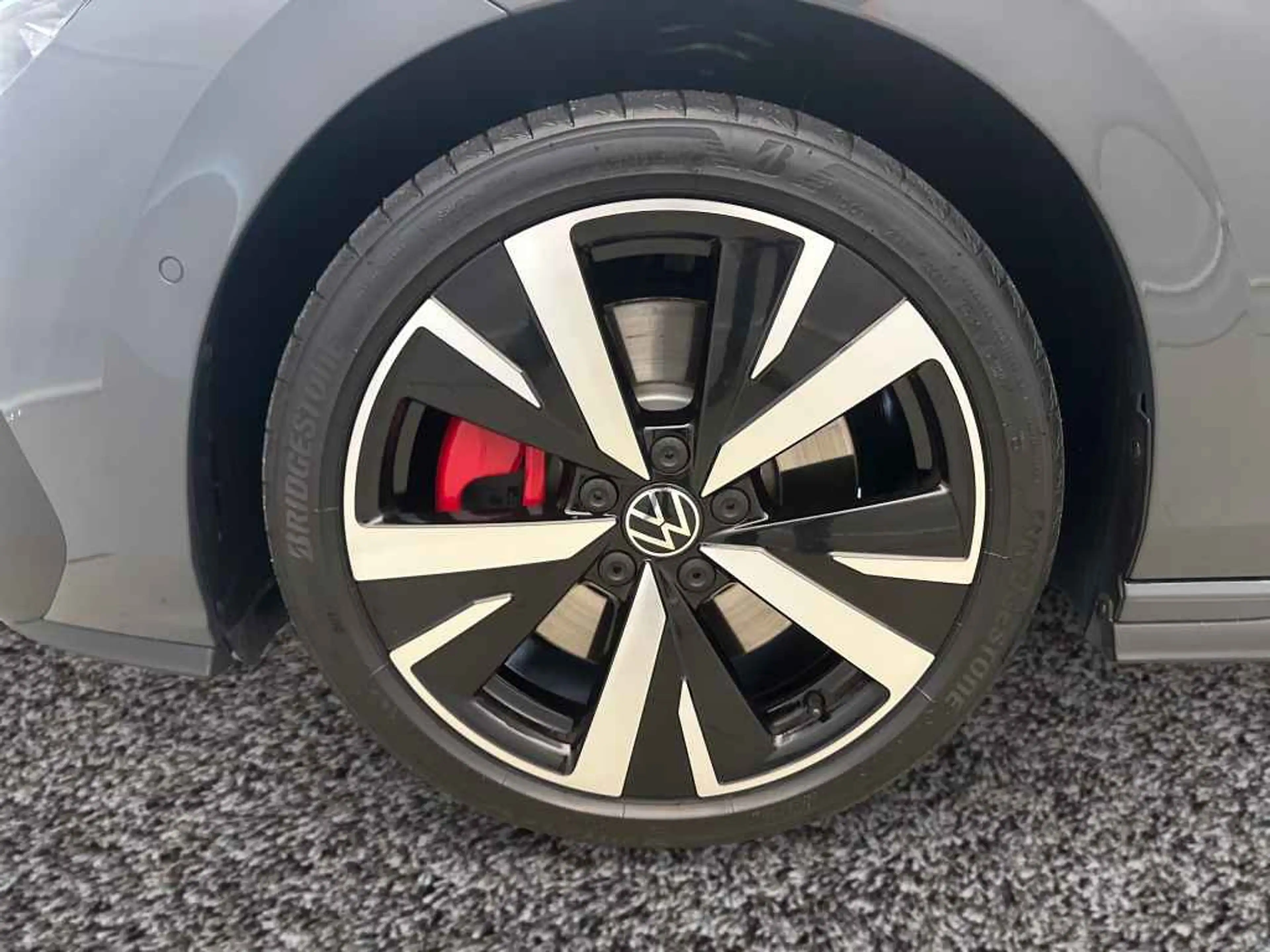 Volkswagen Golf GTE *AHK*PANO*DCC*NAV*HUD*360 — photo 5