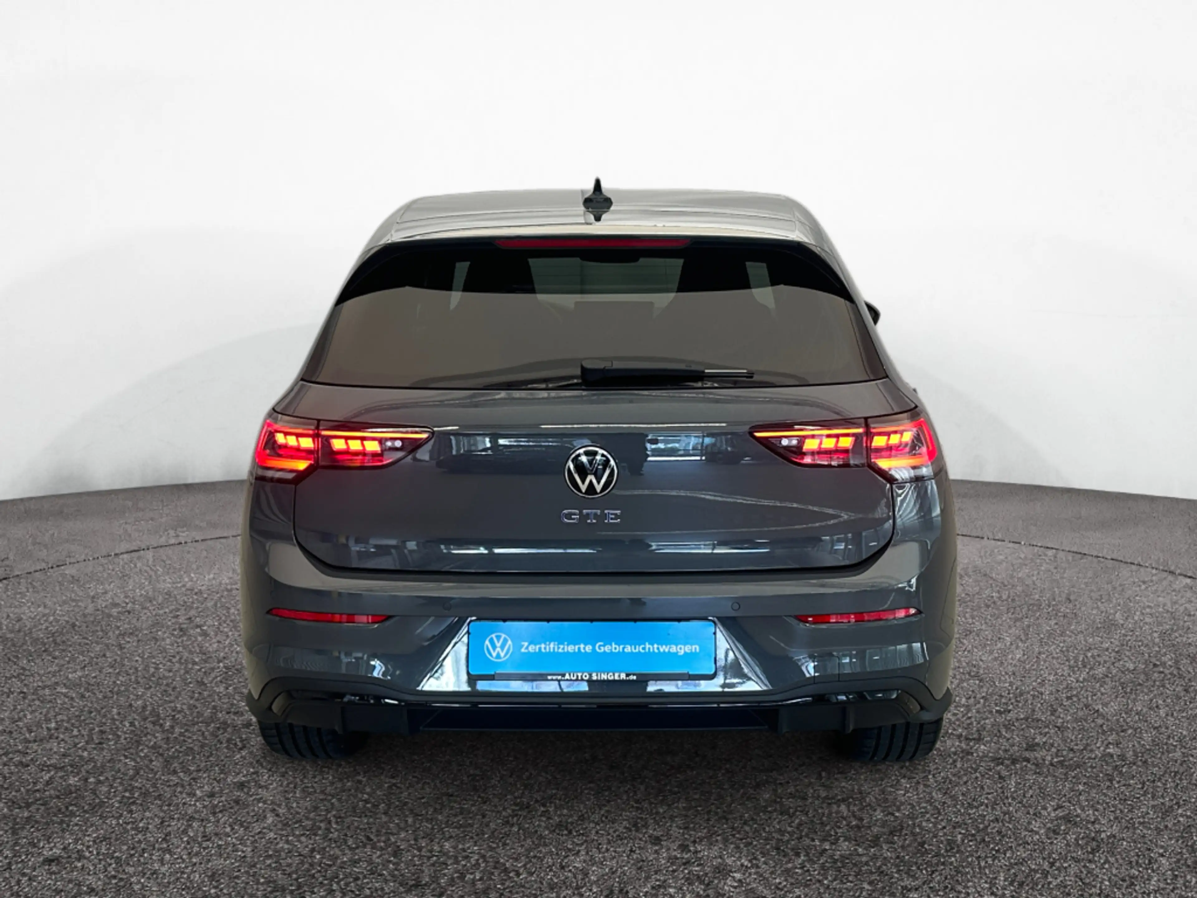 Volkswagen Golf GTE *AHK*PANO*DCC*NAV*HUD*360 — photo 8