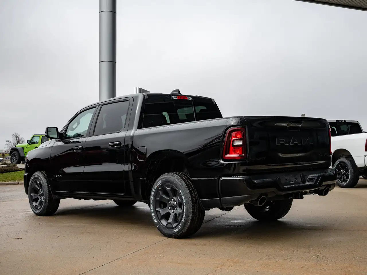 RAM 1500 снимка RAM 1500