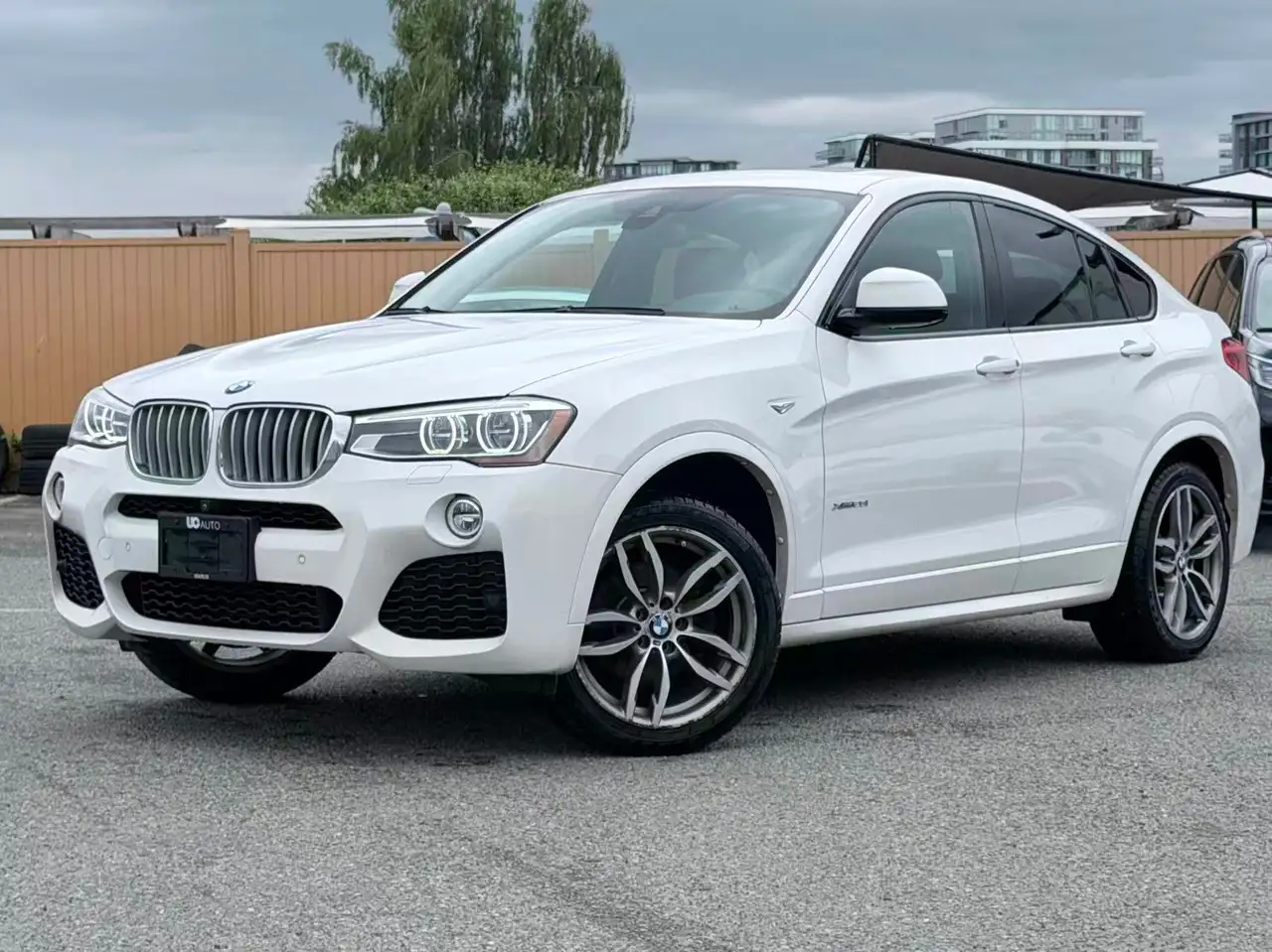 BMW X4 снимка BMW X4