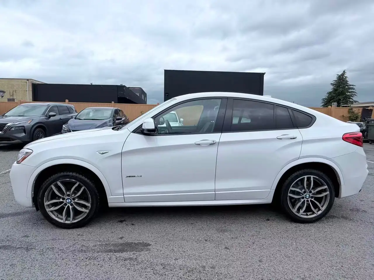 BMW X4 снимка BMW X4