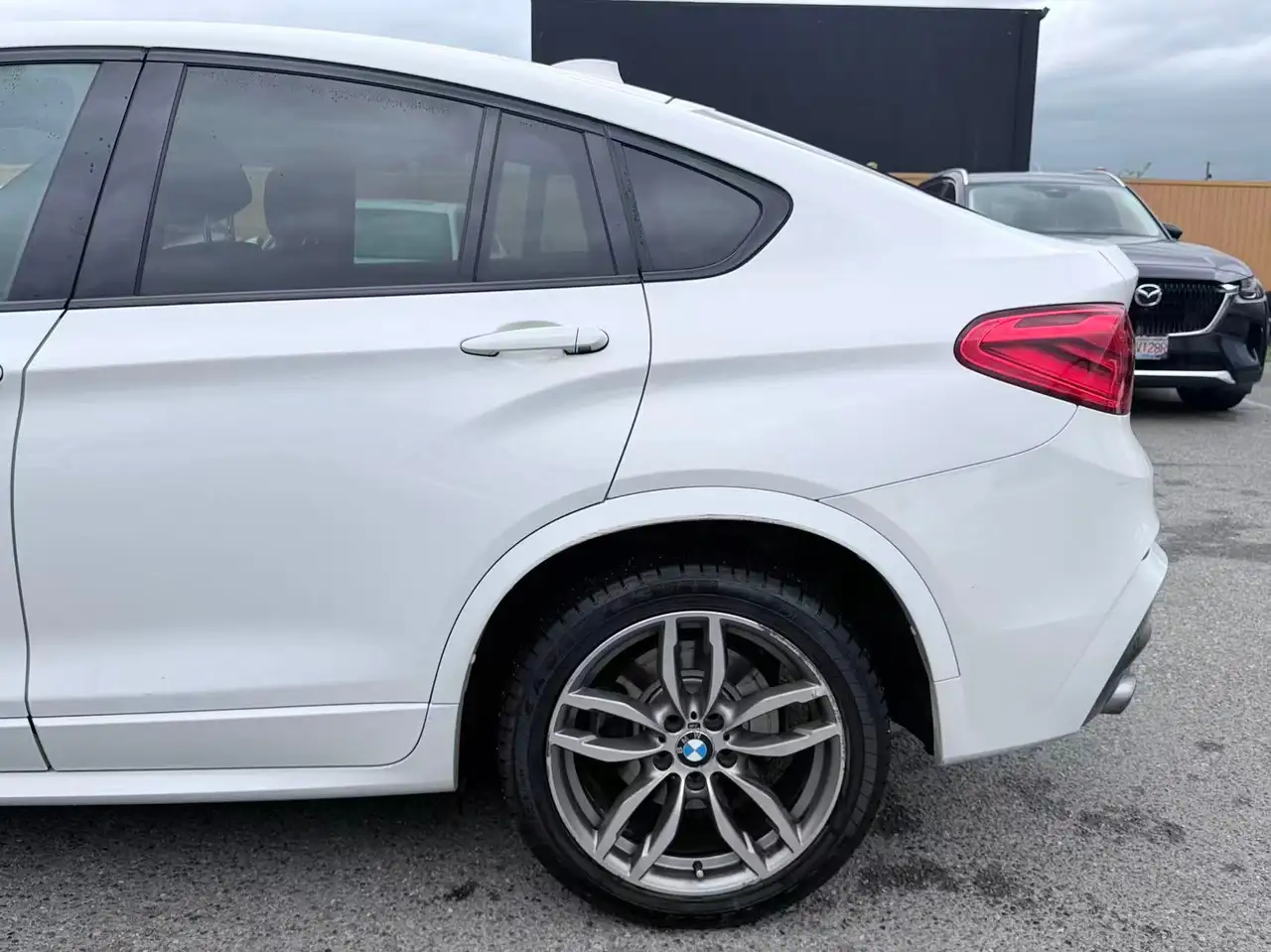 BMW X4 снимка BMW X4
