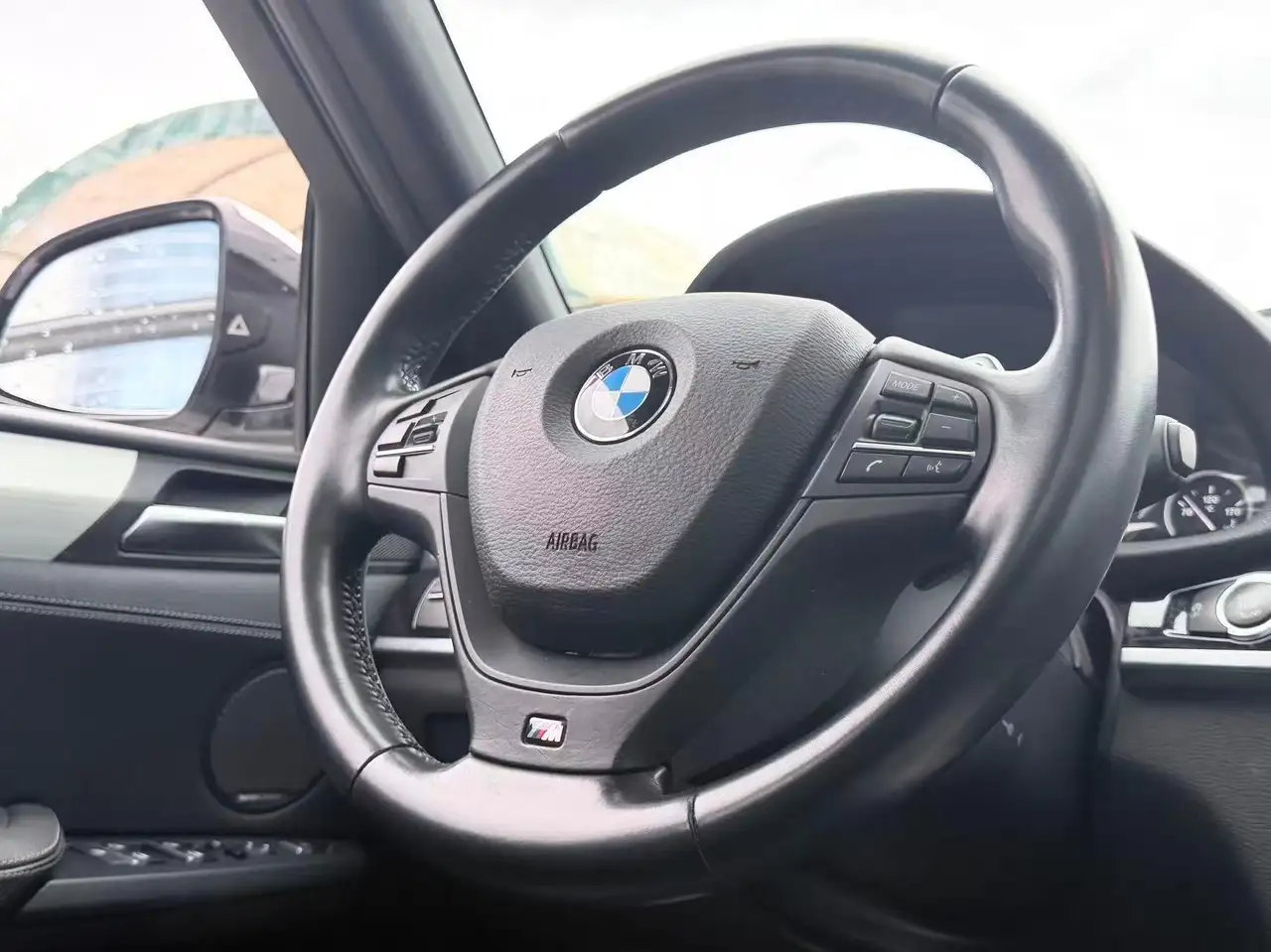 BMW X4 снимка BMW X4