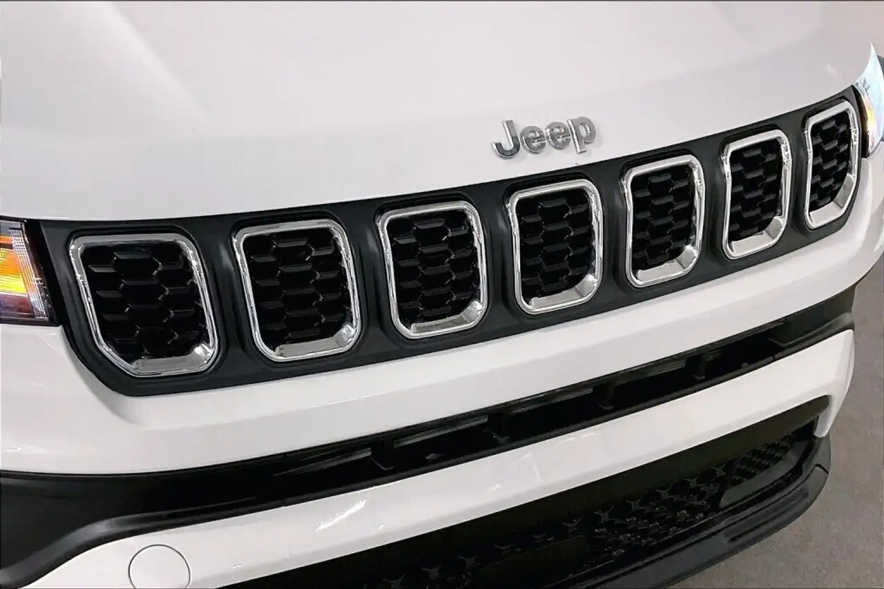 Jeep Compass снимка Jeep Compass