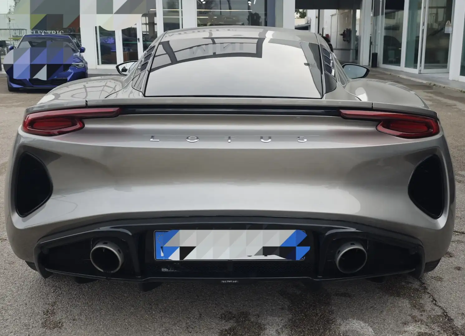 Lotus Emira 3.5 V6 First Edition auto - 2