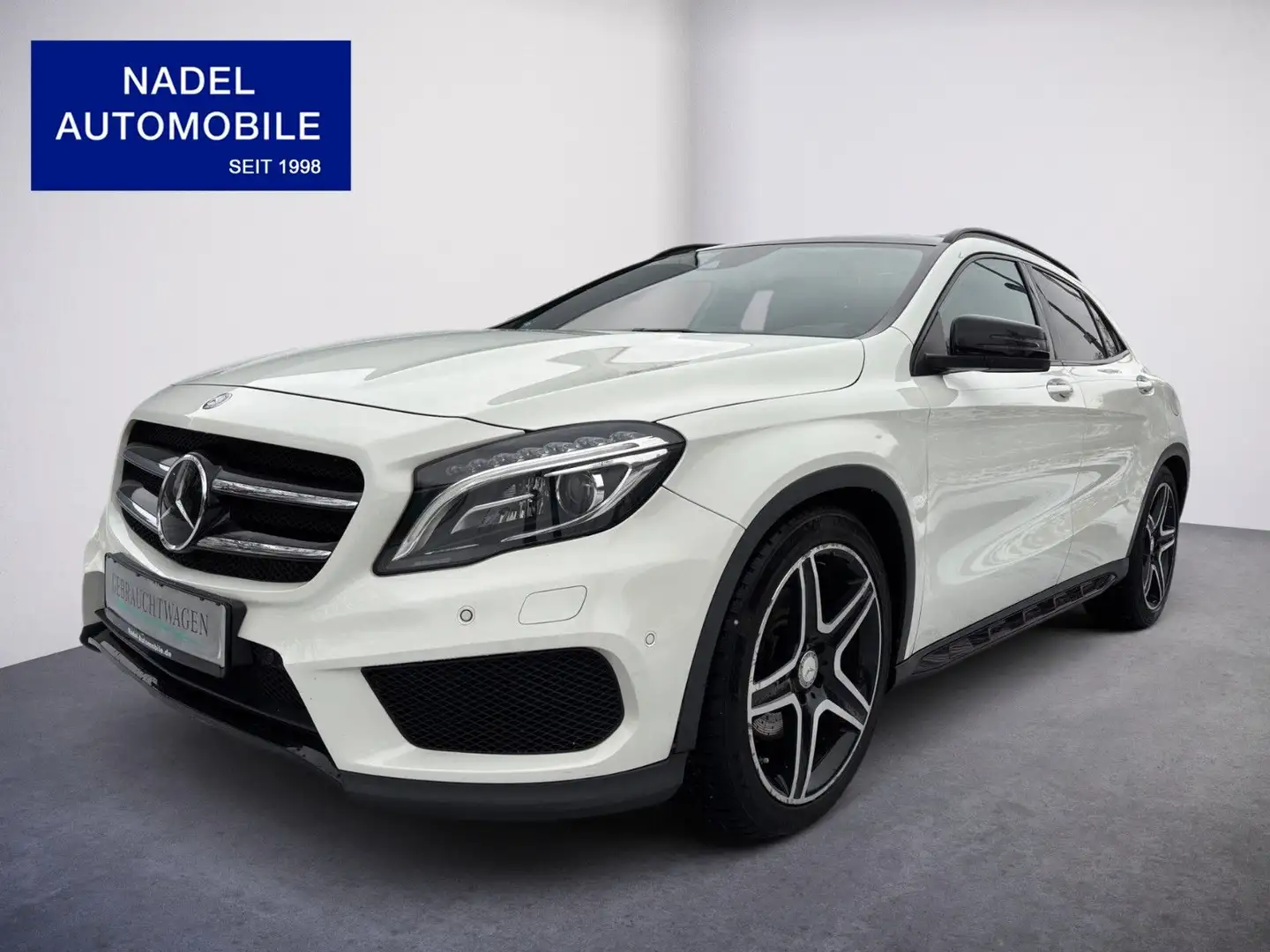 Mercedes-Benz GLA 220 GLA220d 4-Matic AMG-Line/Leder/Panorama Weiß - 1