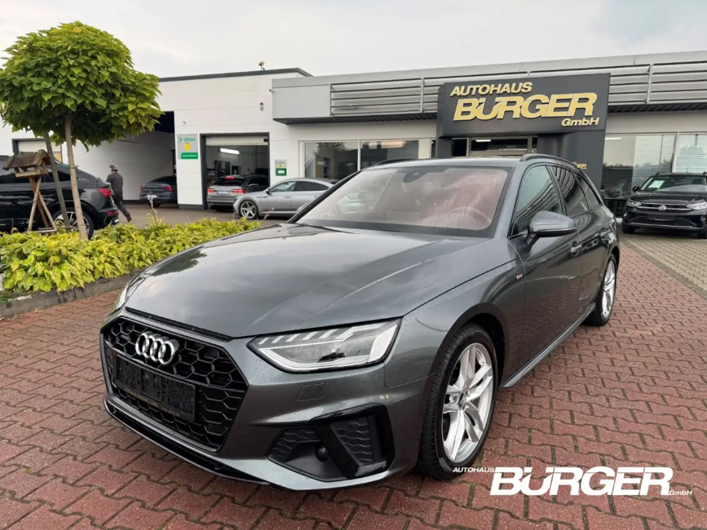 Audi A4 Avant 40 TDI quattro S line Matrix AHK Navi Kamera Grau - 1