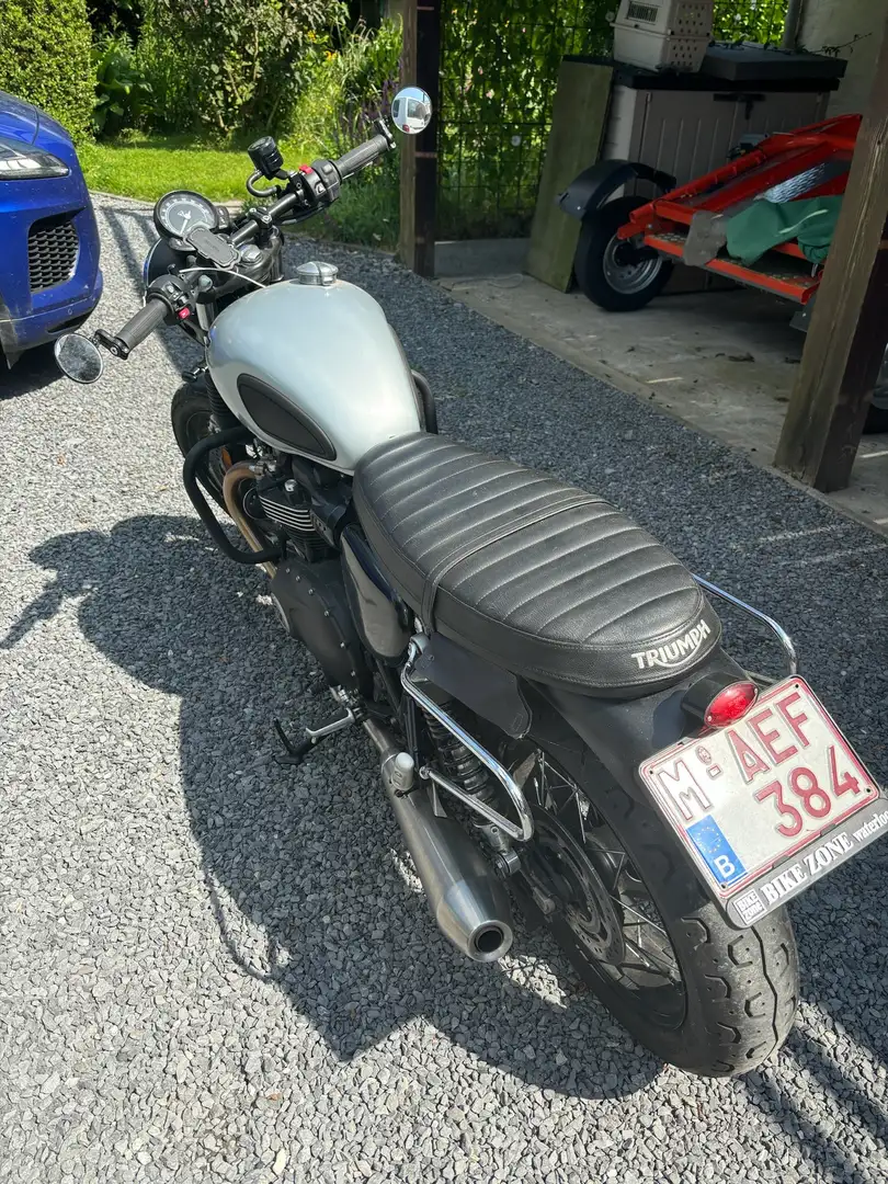 Triumph Street Twin - 2