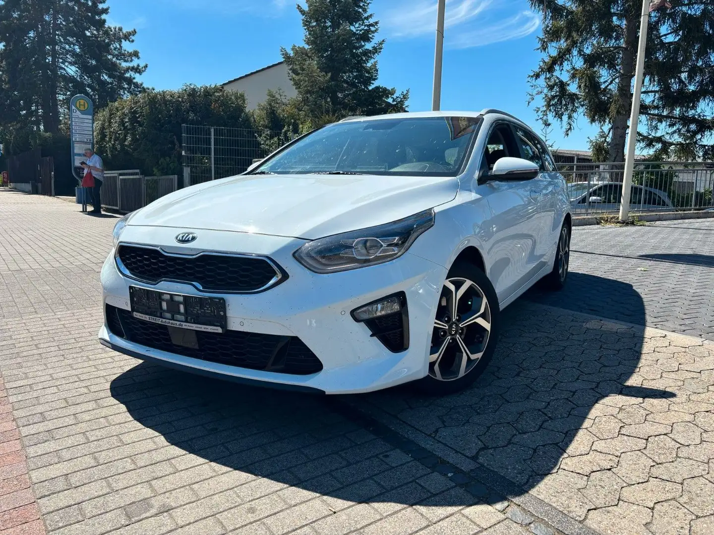 Kia Ceed SW / cee'd SW Ceed Sportswagon Spirit RFK. Navi. CarPlay. BT Blanco - 1