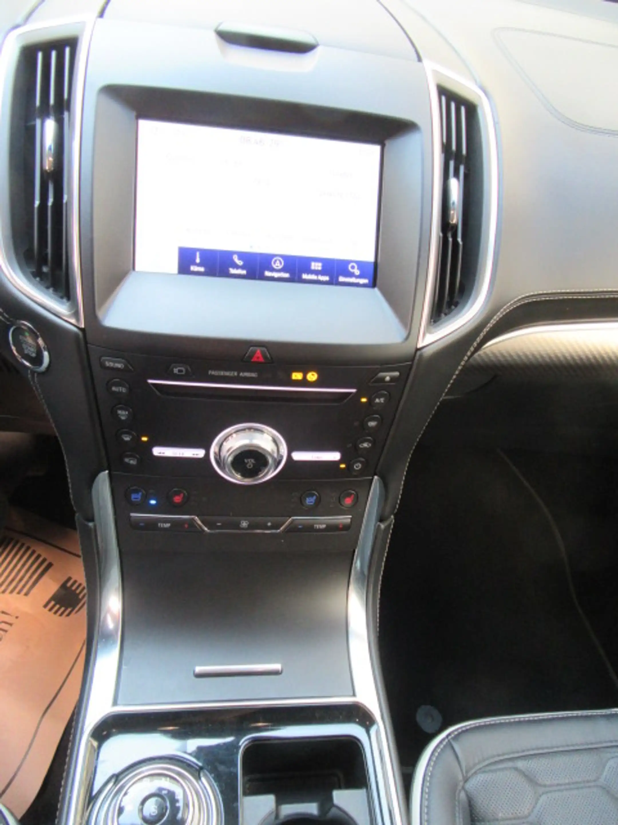 Ford Edge Vignale 4x4 — photo 12
